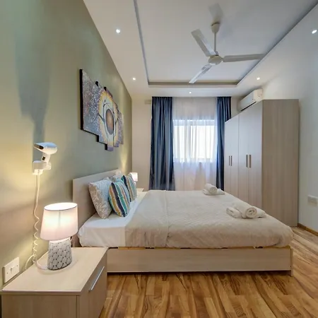 Apartament Tigne Seafront 3-bedroom By Shortletsmalta *