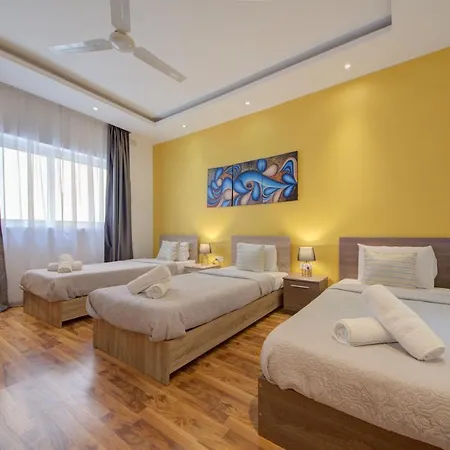 Tigne Seafront 3-bedroom By Shortletsmalta Hotel *