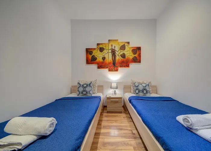 Otel Tigne Seafront 3-bedroom By Shortletsmalta Sliema